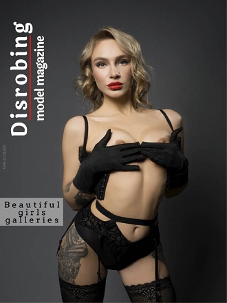 Disrobing model magazine - July/August 2022